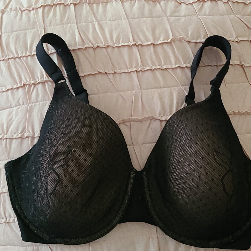 Black and beige 36DD Olga lace bra